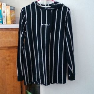 D & F Navy & White Pullover